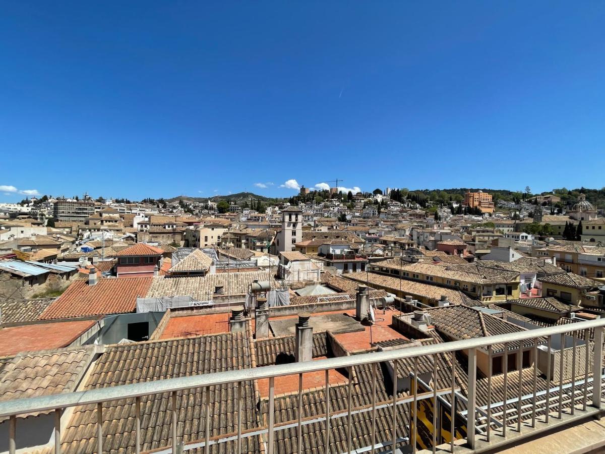 Appartamento Ático espectacular en pleno centro Granada Esterno foto